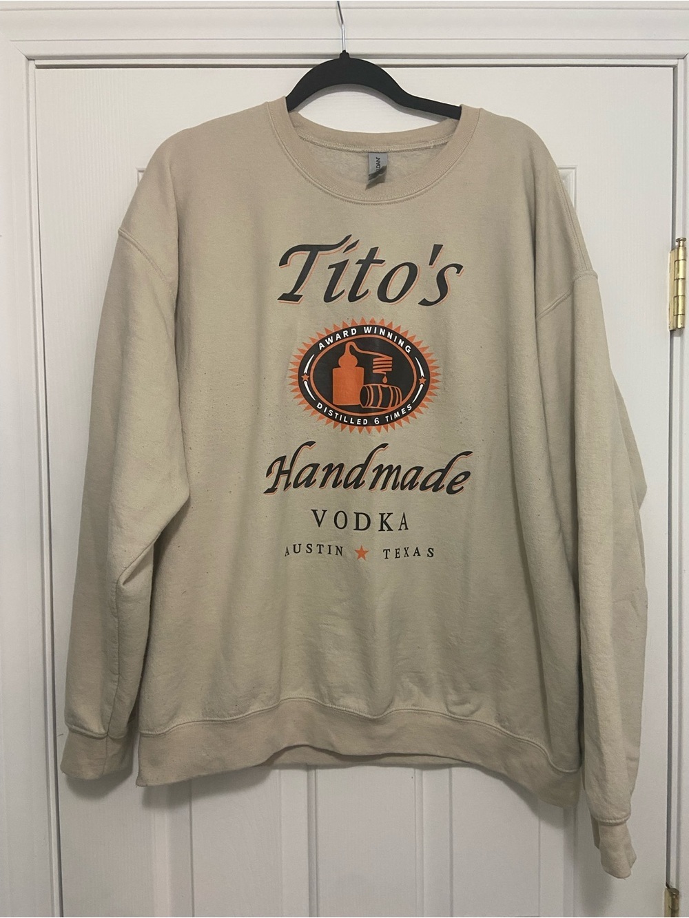 Tito’s Vodka Logo Women’s XL Crewneck Sweater - Beige